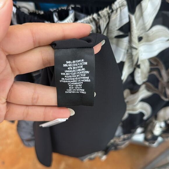 NWT Alice + Olivia Ardelia Floral Off-the-Shoulder Blouse M - Picture 5 of 6